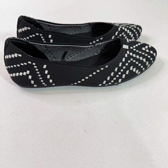 Skechers Shoes - Skechers Shoes Womens 9 Cleo Bewitch Flat Slip On Black Memory Foam Dainty